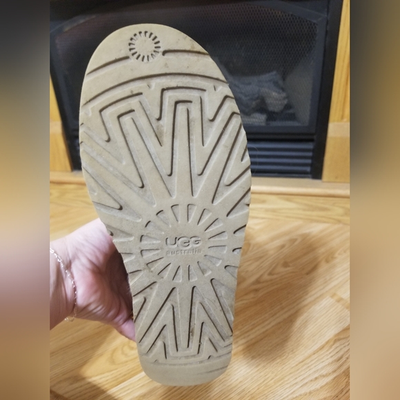 UGG LIKE NEW CONDITION EUC BOOTS FUR LINED SIZE 9 WOMEN'S - Picture 5 of 9